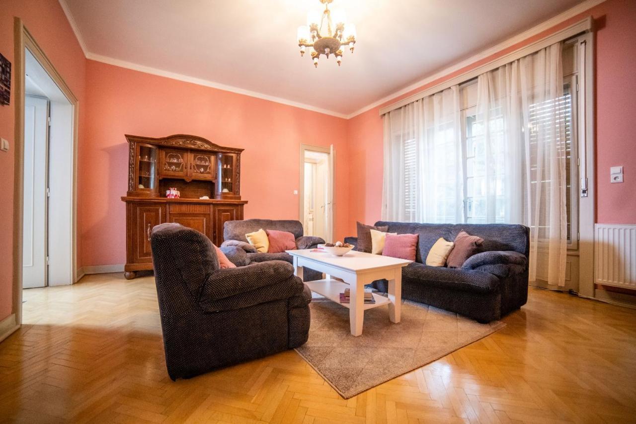City House Temeşvar Dış mekan fotoğraf